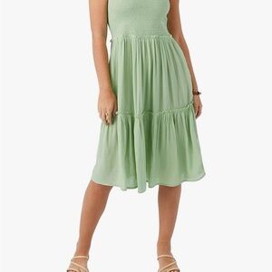 O'Neill Women’s Ruched Tiered Oasis Suzette Midi skirt Light Green